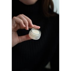 Balzám na rty s HA PURE 5ml