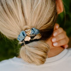 Set Blue Hues