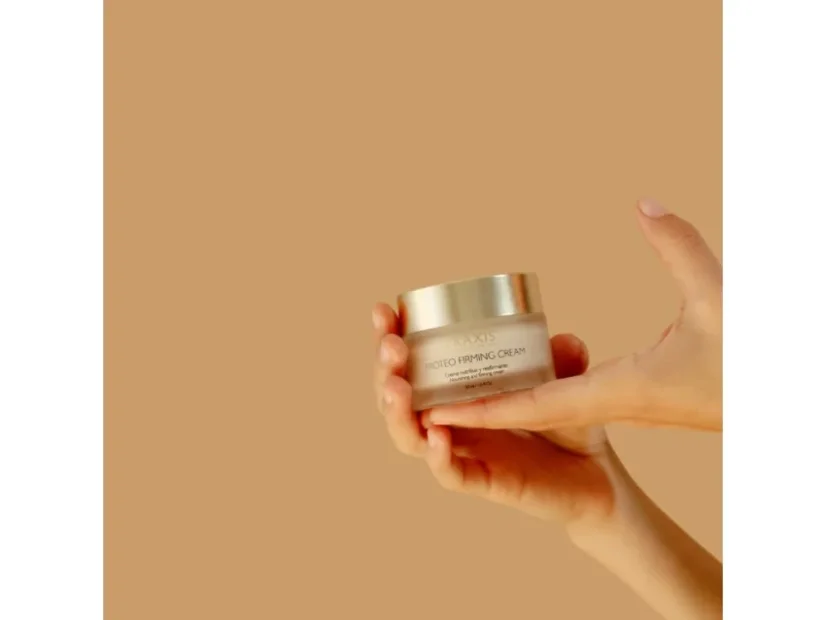 Regenerační krém s exozomy a kyselinou hyaluronovou Proteo Firming Cream